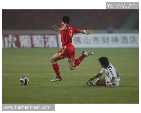 踢足球的各个位置解析及其在比赛中的重要性与角色分配